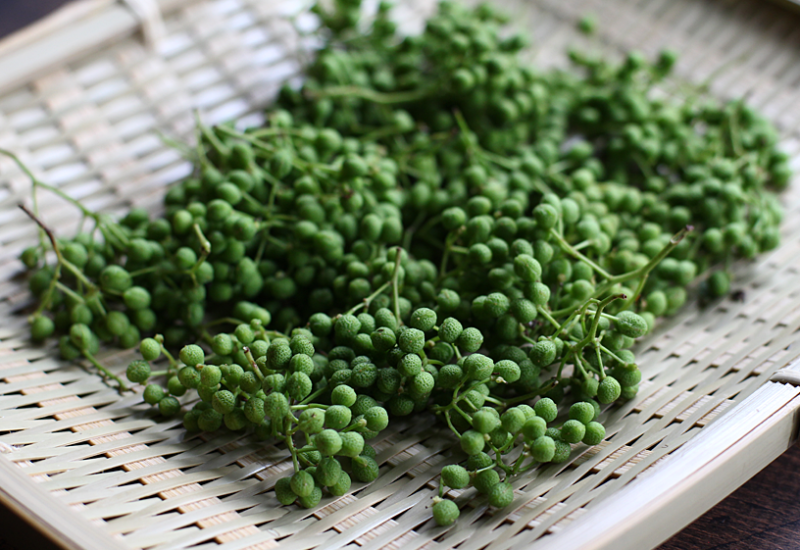実山椒の下処理｜Japanese pepper｜eat at home jp